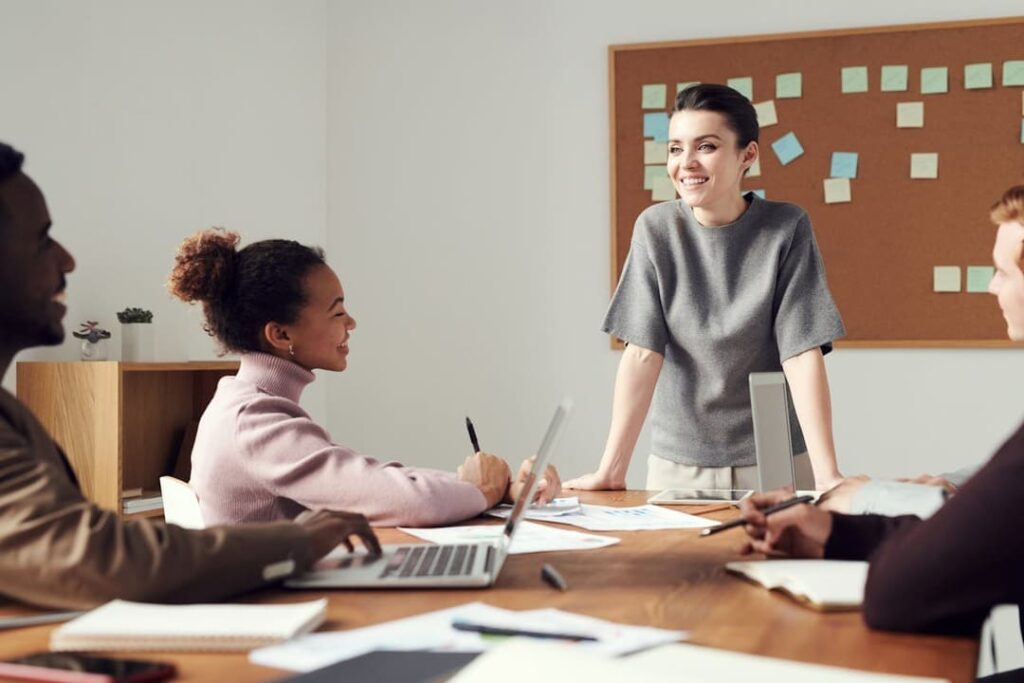 Dirige la gestión de equipo inmobiliario